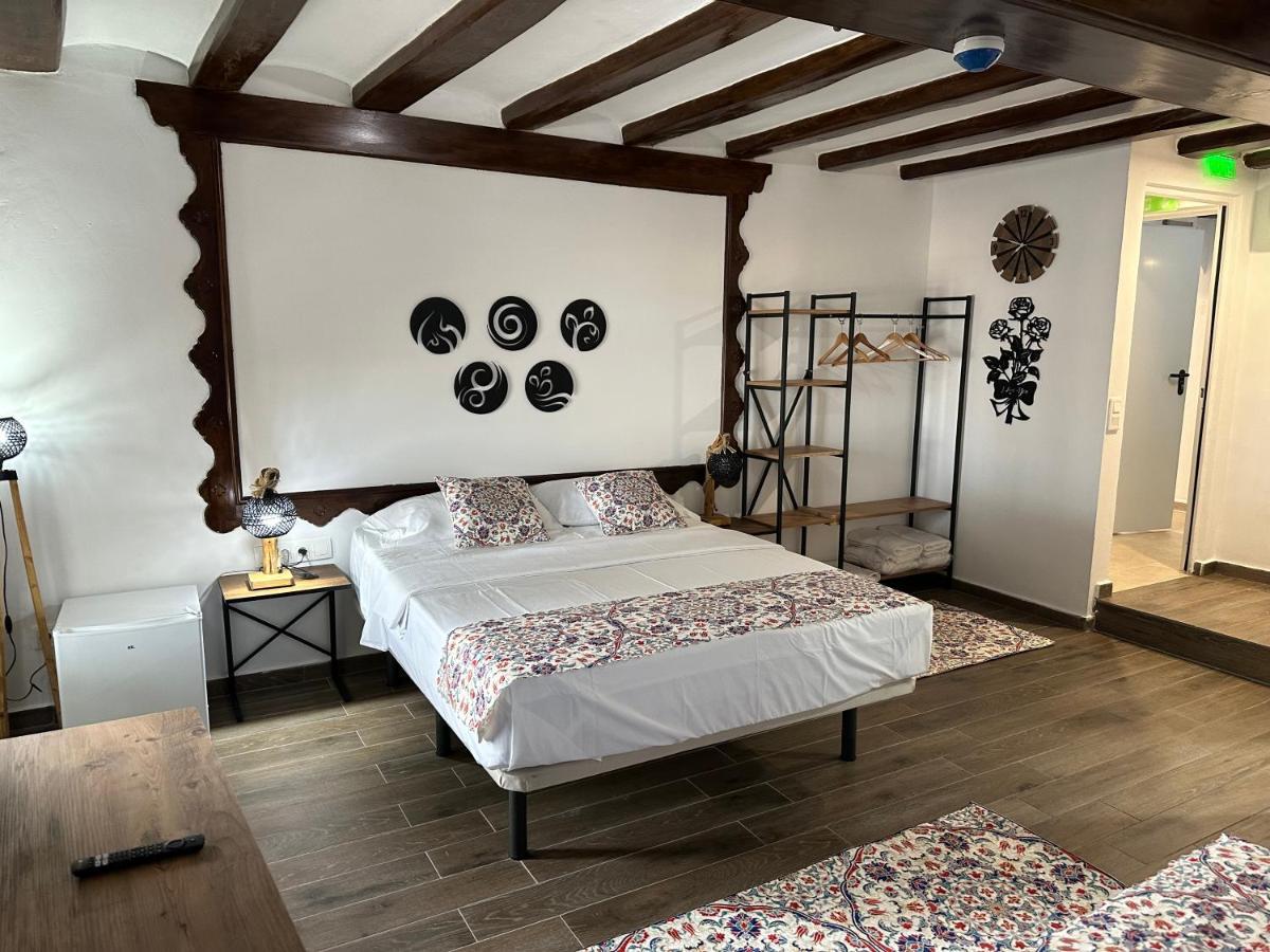 Vilador Beach Hotel Masnou Eksteriør bilde