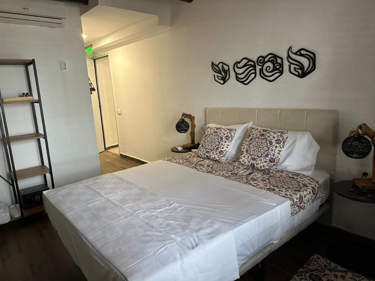 Vilador Beach Hotel Masnou Eksteriør bilde