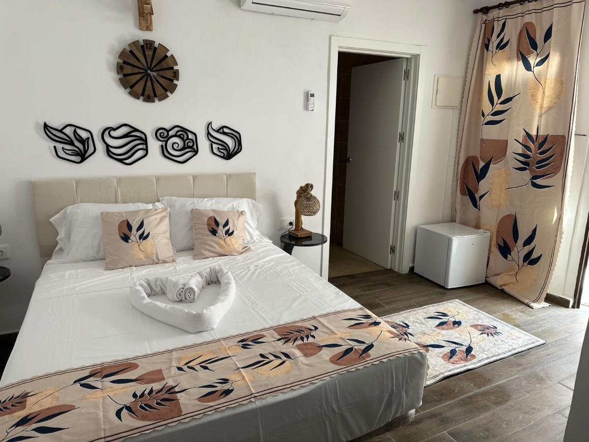 Vilador Beach Hotel Masnou Eksteriør bilde