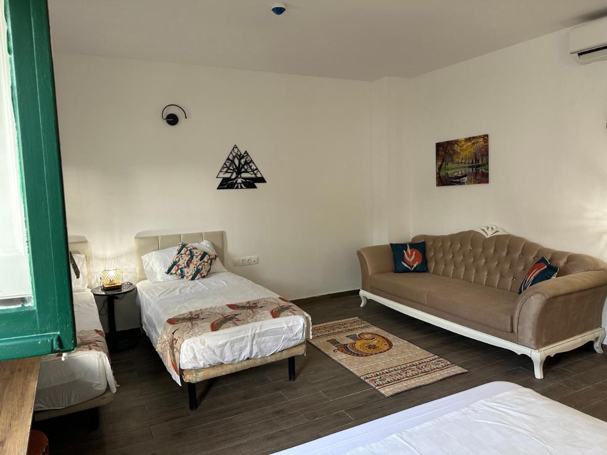 Vilador Beach Hotel Masnou Eksteriør bilde