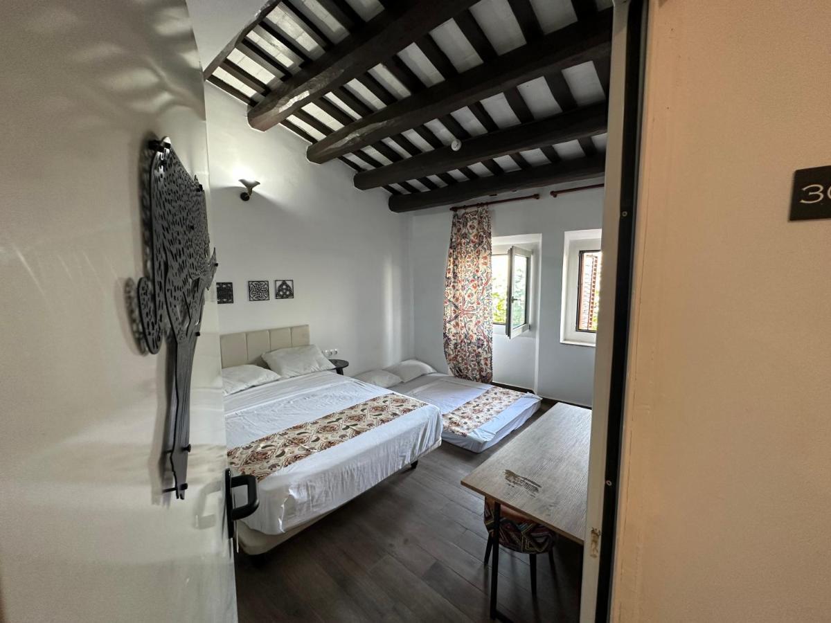 Vilador Beach Hotel Masnou Eksteriør bilde