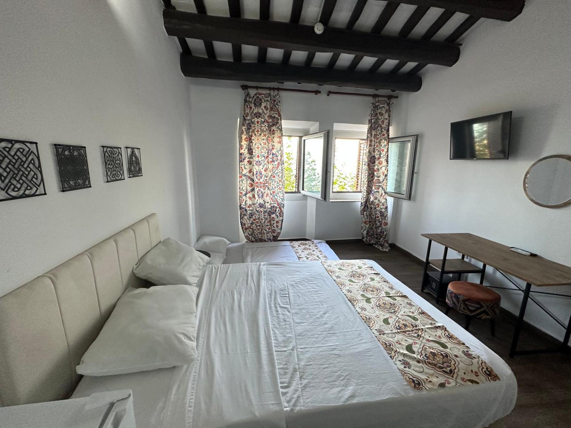 Vilador Beach Hotel Masnou Eksteriør bilde